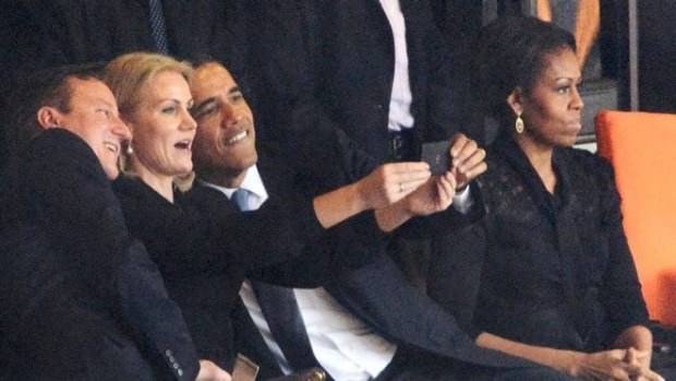 奥巴马也是手机控