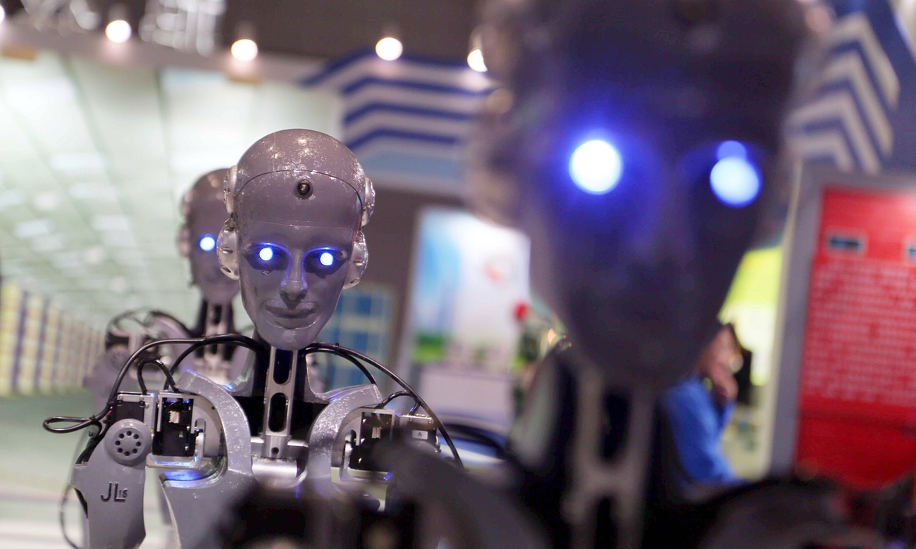 陕西九黎机器人制造有限公司生产的机器人将在上海技术博览会展出：Imaginechina / Corbis 